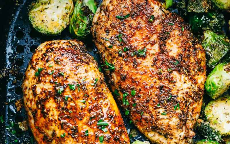 tender and juicy air fryer chicken | chicken breast air fryer recipes