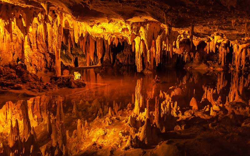 cavern | best places to visit in virginia