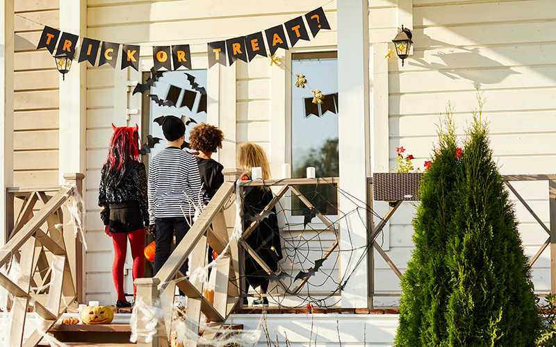 trick-or-treat safety in hoa